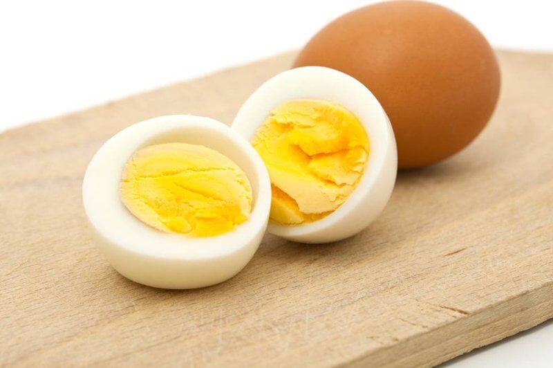 Ăn quả trứng gà có công dụng gì ?